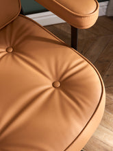 Load image into Gallery viewer, Customizable Vintage Lounge Chairs - iDeaHome
