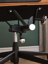 Load image into Gallery viewer, Customizable Vintage Lounge Chairs - iDeaHome